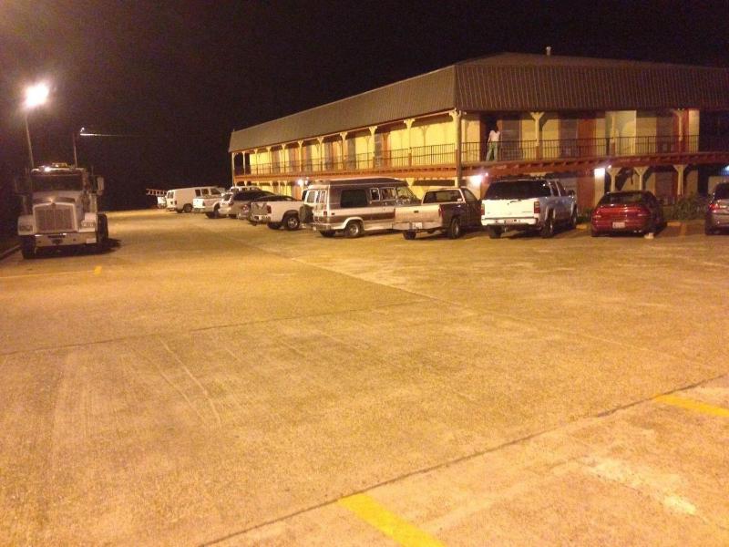 Sportsman Inn and Suites