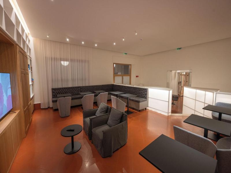 Moderno image