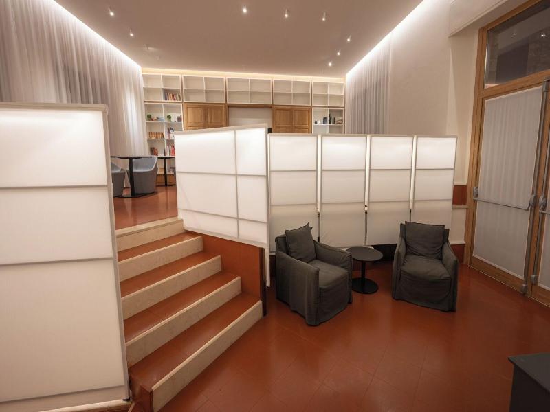 Moderno image