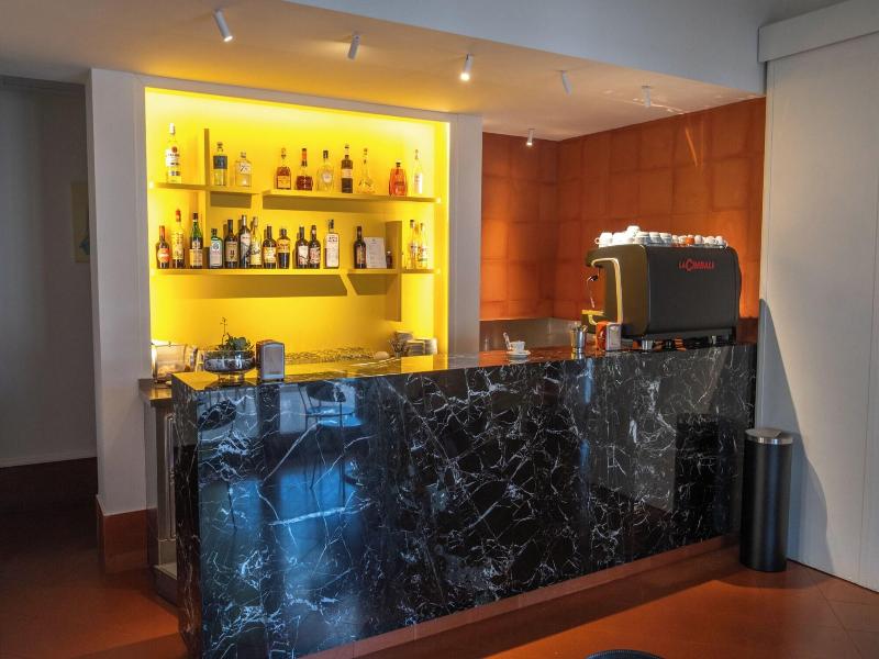 Moderno image