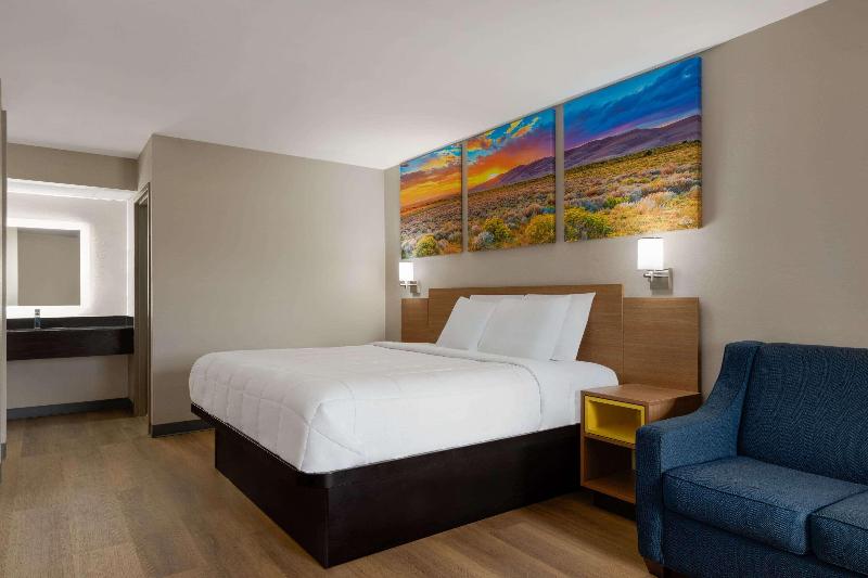 Days Inn by Wyndham Covington image