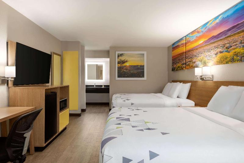 Days Inn by Wyndham Covington image