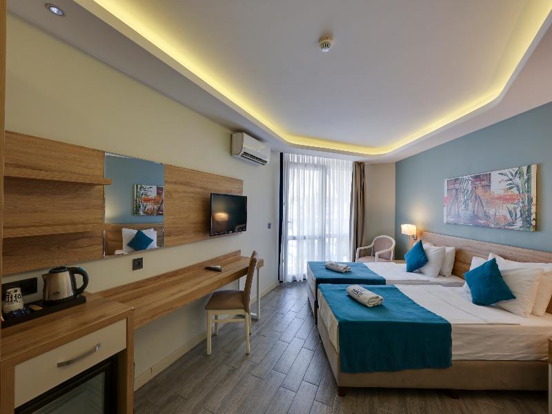 Martı Beach Hotel image