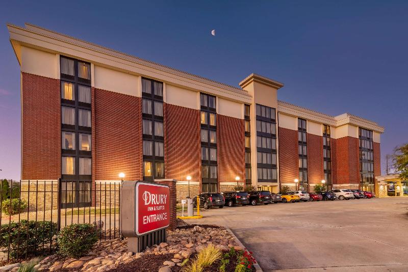 Drury Inn & Suites Airport Atlanta image