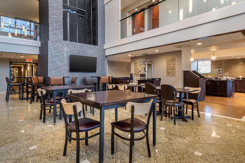 Drury Inn & Suites Airport Atlanta image