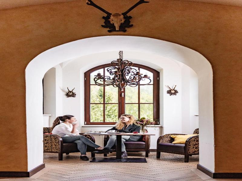 Schlosshotel Kassegg image