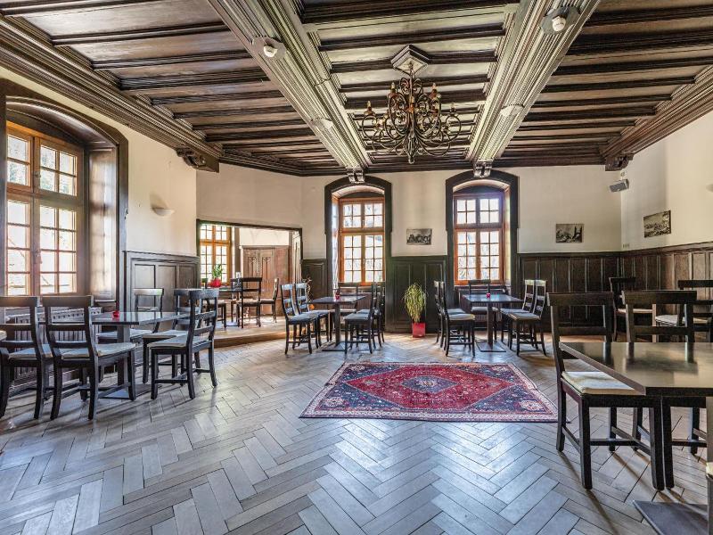 Schlosshotel Kassegg image