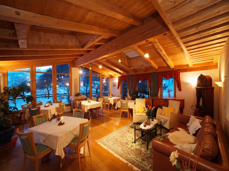 Hettlerhof image