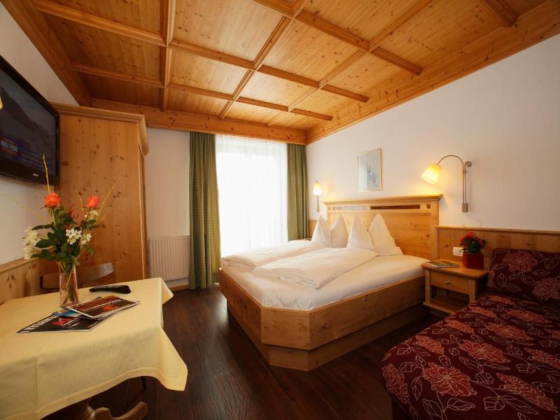Hettlerhof image