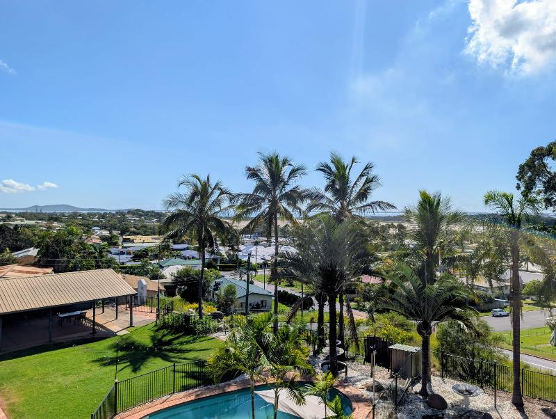 Lumina Motel Gladstone (Formerly Camelot Motel) image
