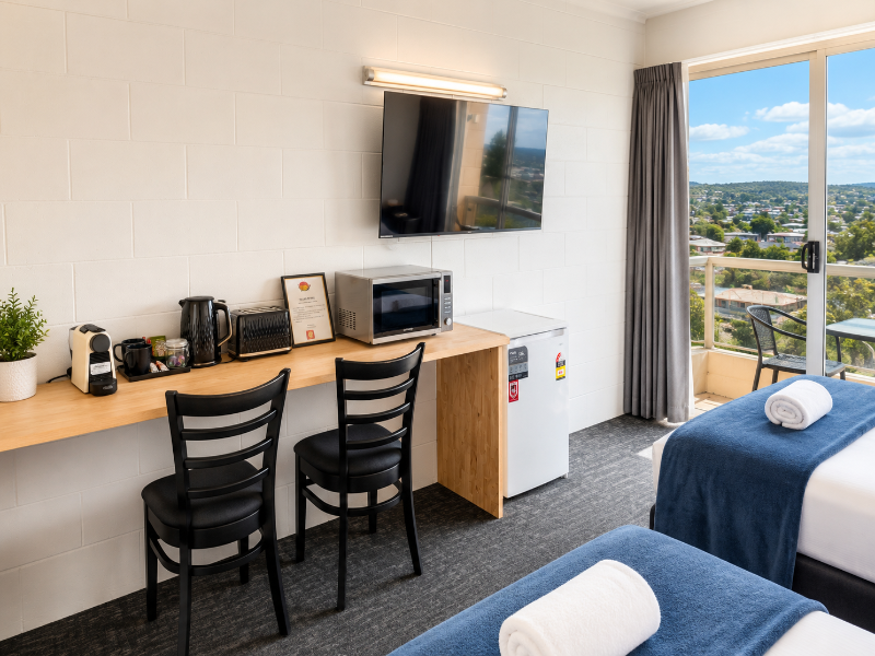 Lumina Motel Gladstone (Formerly Camelot Motel) image