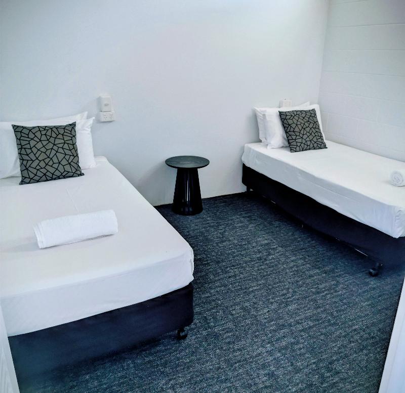 Lumina Motel Gladstone (Formerly Camelot Motel) image