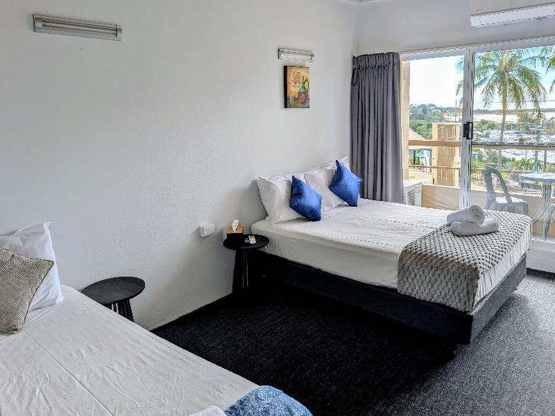 Lumina Motel Gladstone (Formerly Camelot Motel) image
