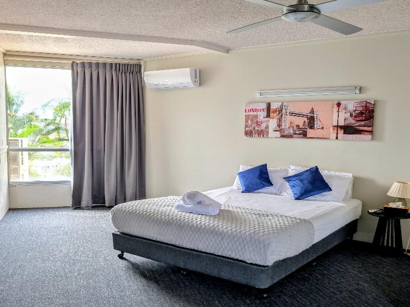 Lumina Motel Gladstone (Formerly Camelot Motel) image