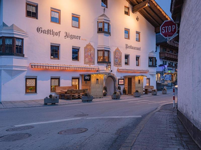 Aigner — general view
