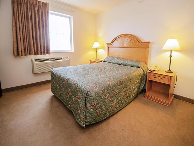 Urbana Inn & Suites, Urbana