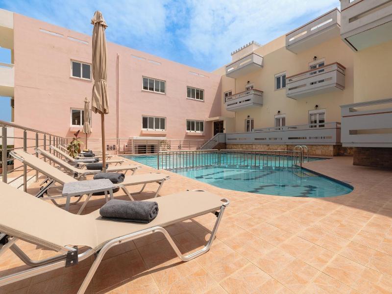 Thelesi Apartments image