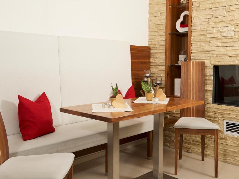 Pension Romantica image