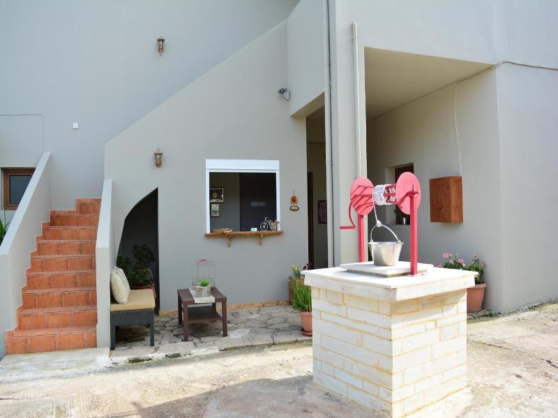 Villa Elianthos image