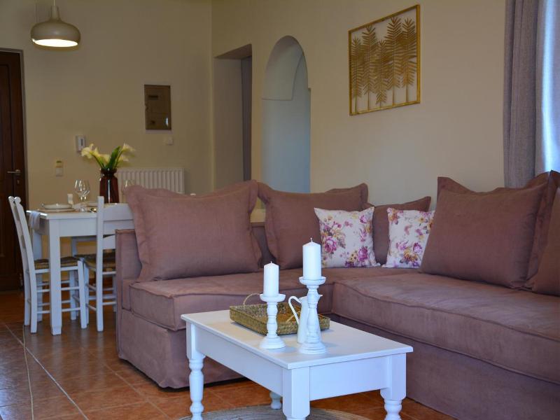 Villa Elianthos image