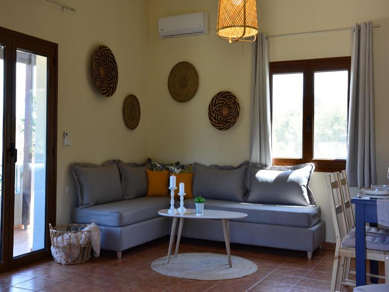 Villa Elianthos image