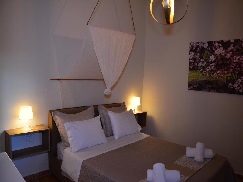 Villa Elianthos image