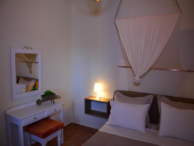 Villa Elianthos image