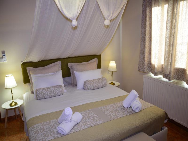 Villa Elianthos image