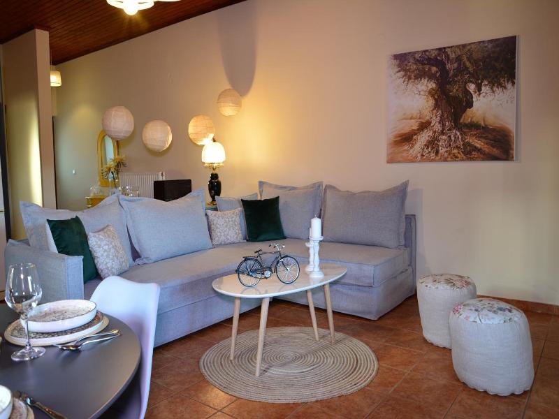 Villa Elianthos image
