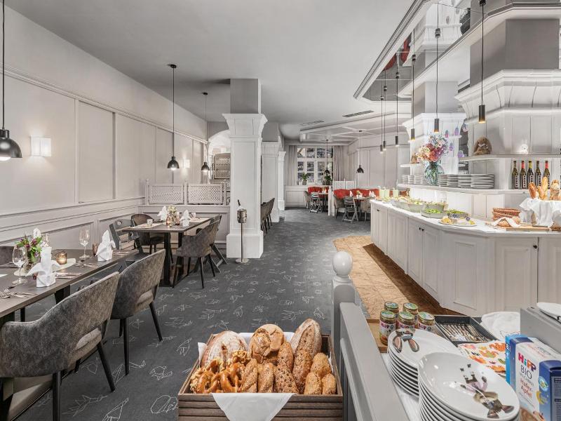 Lisi Family Hotel image