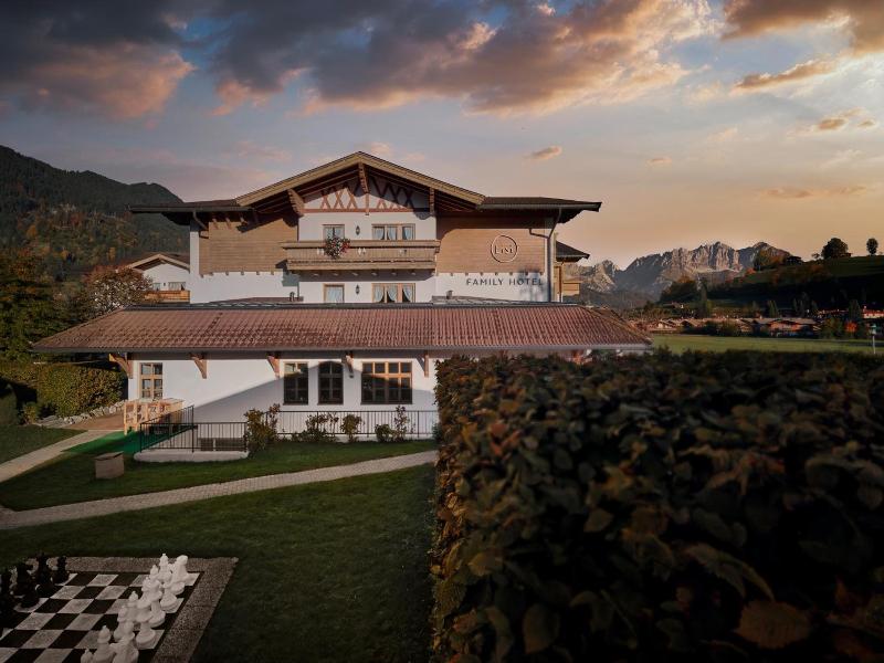 Lisi Family Hotel image