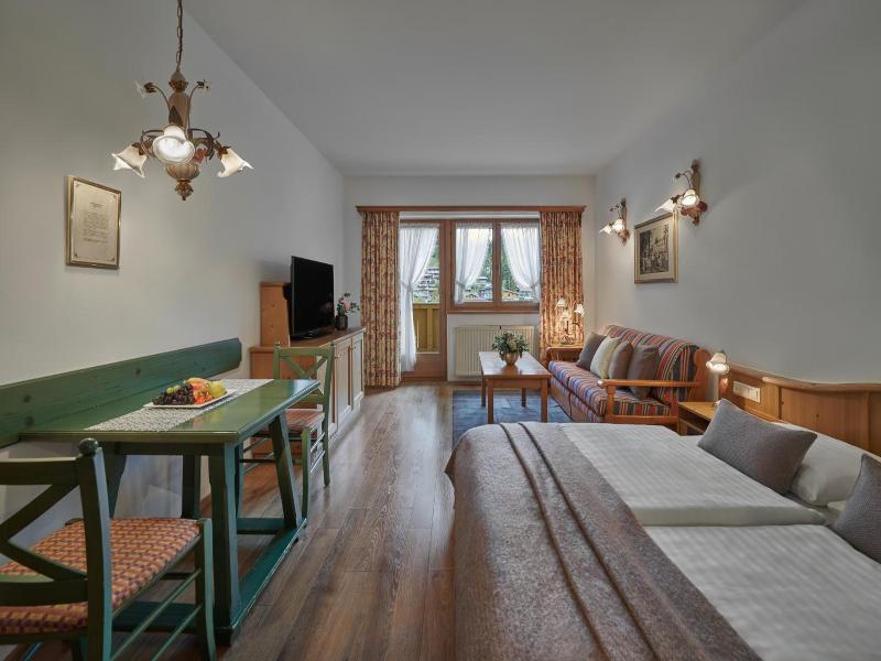 Lisi Family Hotel image