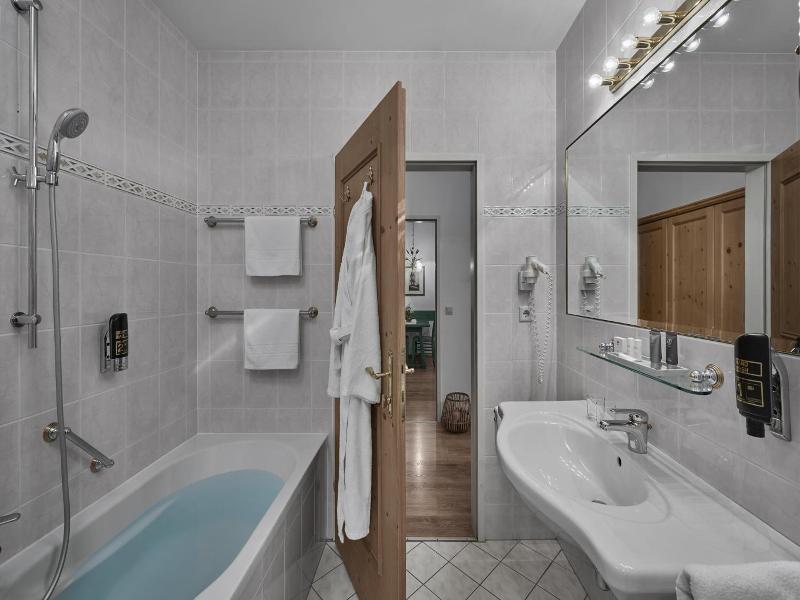 Lisi Family Hotel image