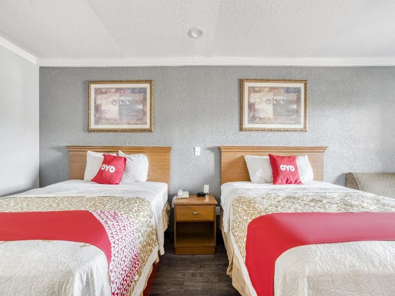 Hotel Pineville LA Hwy 165 image