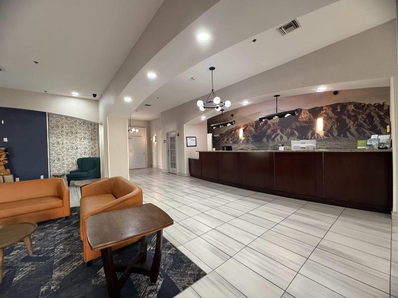 La Quinta Inn & Suites Albuquerque-Midtown/Univers