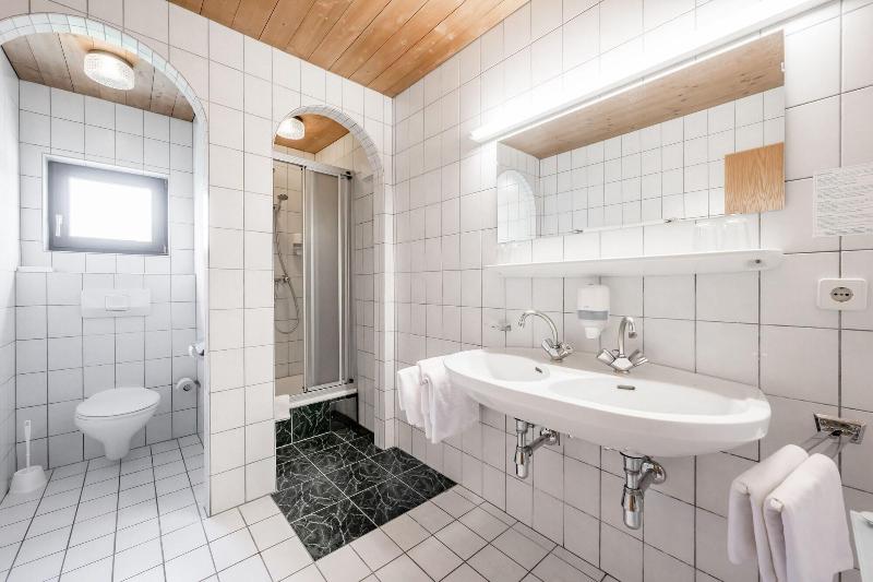 Gasthof Schroll image