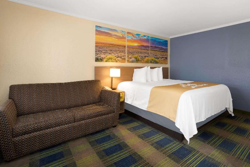 Bed room