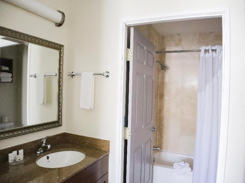 Staybridge Suites Austin Airport image