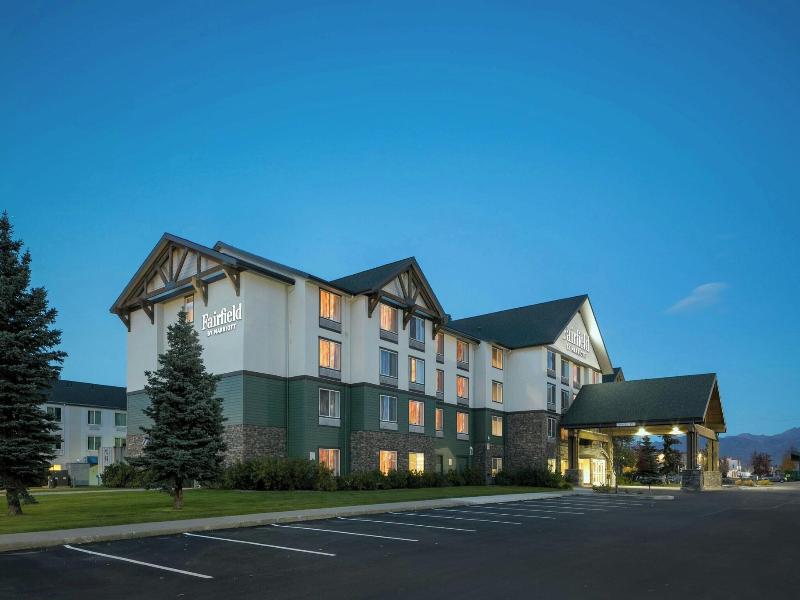 Fairfield Inn & Suites