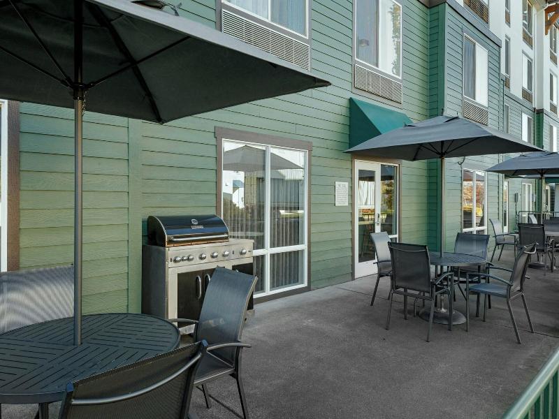 Fairfield Inn & Suites