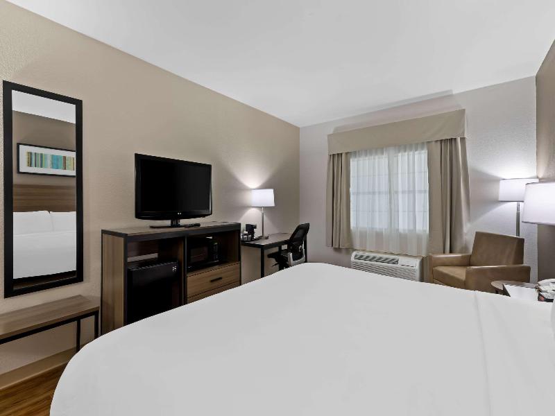 Quality Inn Fayetteville Nr Historic Downtown Sq image