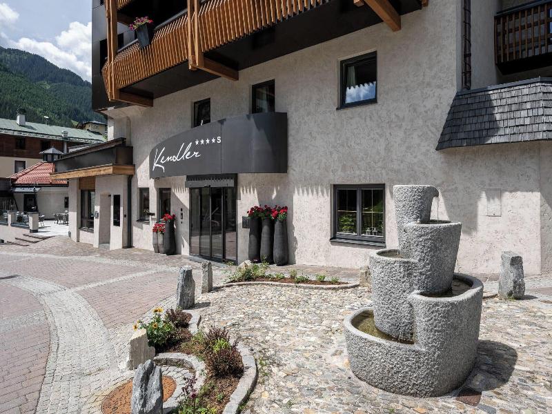 Wellnesshotel Kendler image