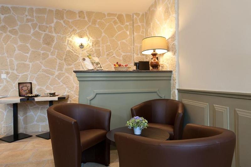 Hotel Altera Roma ( before Avignon Hôtel Monclar ) image