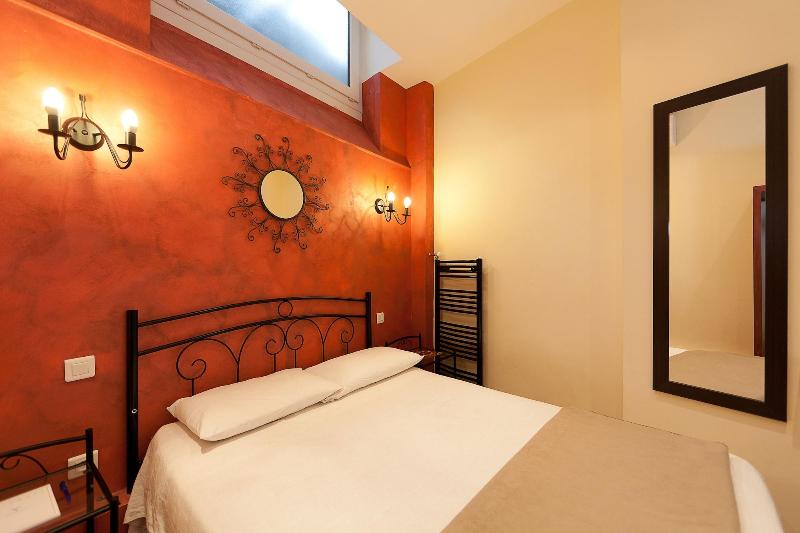 Hotel Altera Roma ( before Avignon Hôtel Monclar ) image
