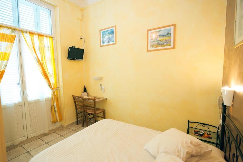 Hotel Altera Roma ( before Avignon Hôtel Monclar ) image
