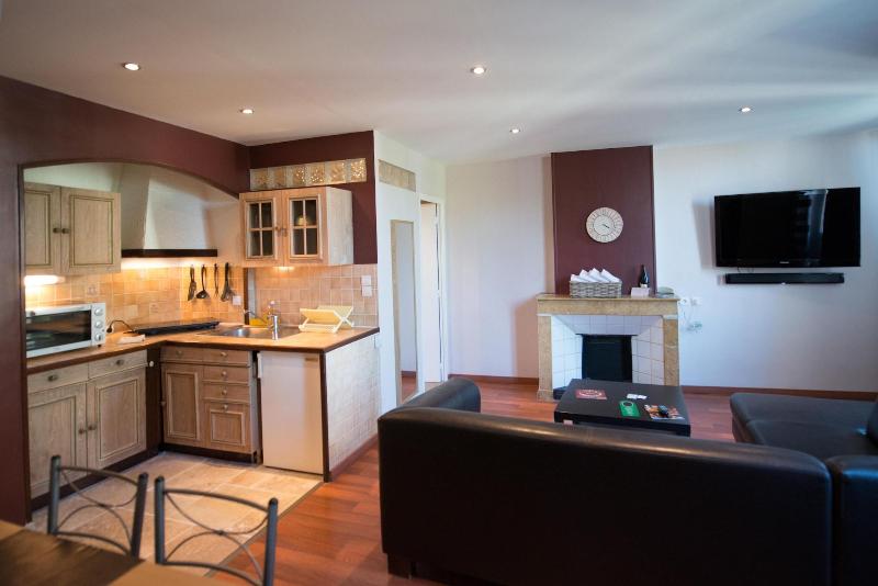 Hotel Altera Roma ( before Avignon Hôtel Monclar ) image
