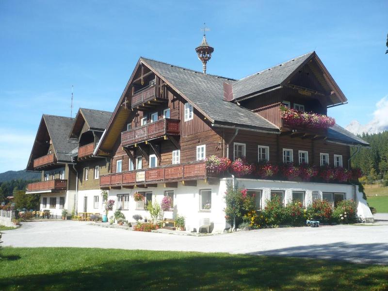 Stocker image