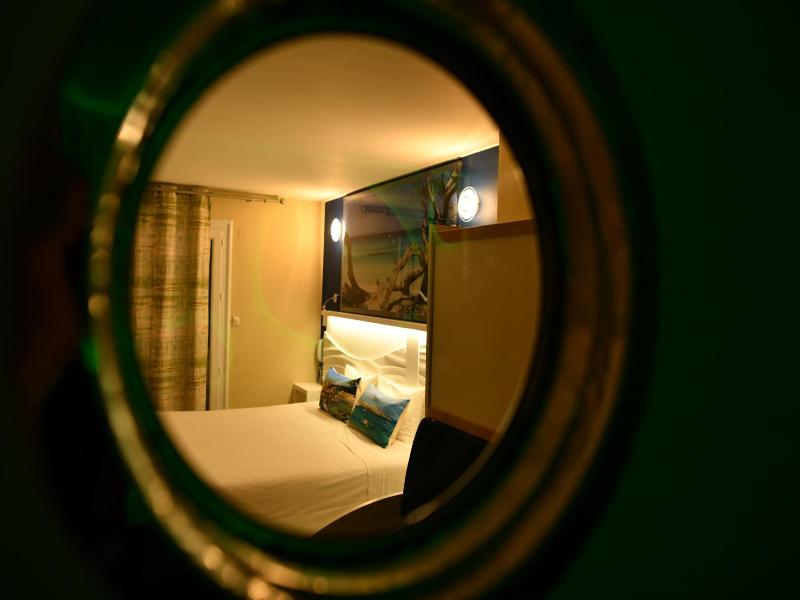 Le Claridge image