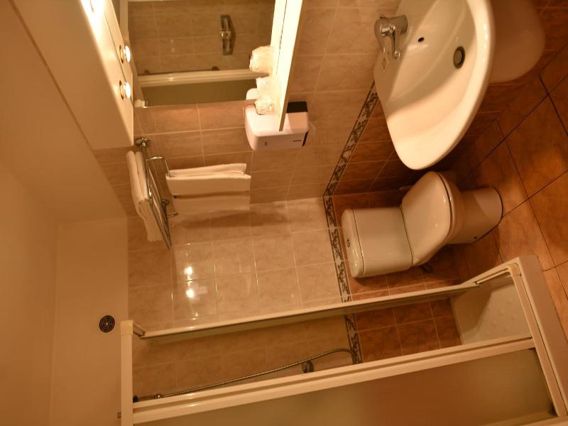 Le Claridge image