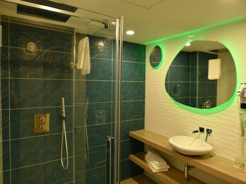 Le Claridge image